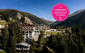 Ursprungs Panorama Hotel Königsleiten